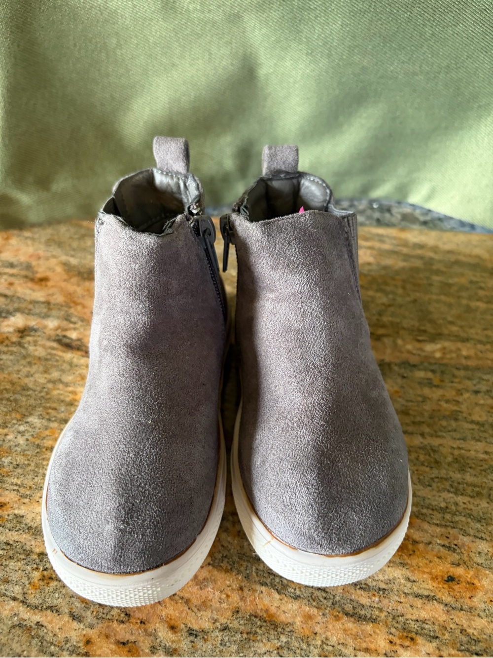 First steps Kids Chelsea Sneaker Boot - Gray
Size 8 - Picture 5 of 16
